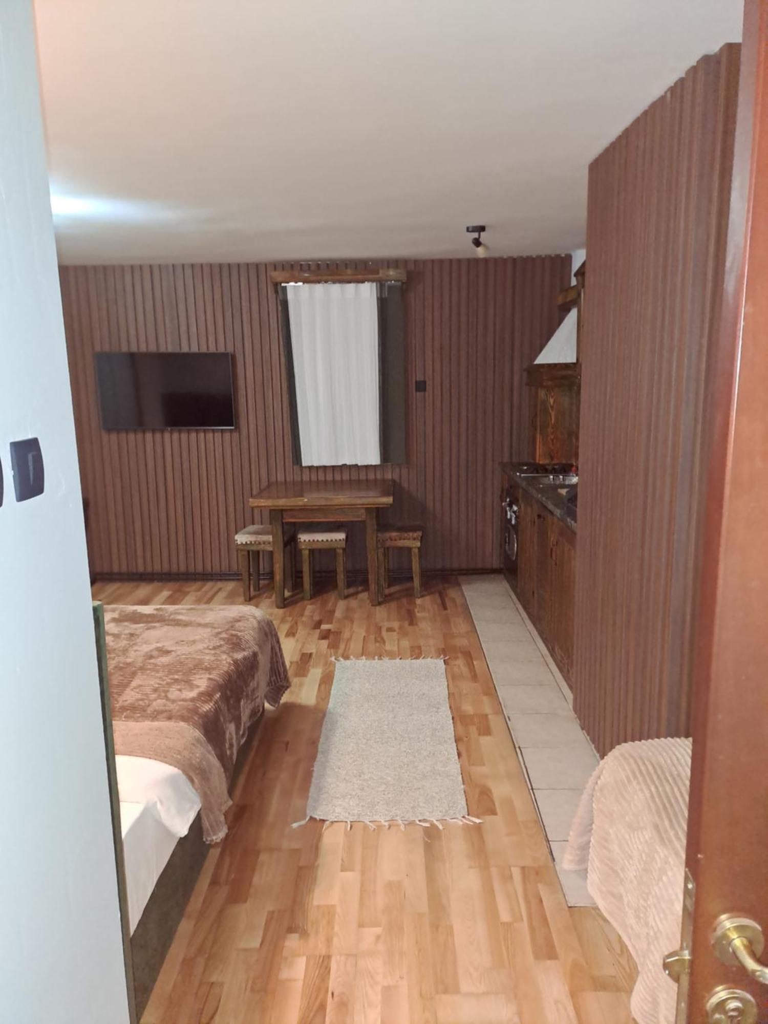 Rooms And Apartmants Mirovic Kolasin Exterior photo