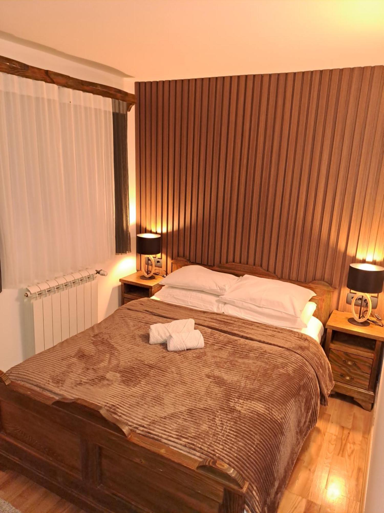 Rooms And Apartmants Mirovic Kolasin Exterior photo
